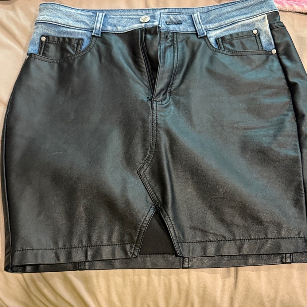 Guess Black Faux Leather Mini Skirt with Denim Waistband New